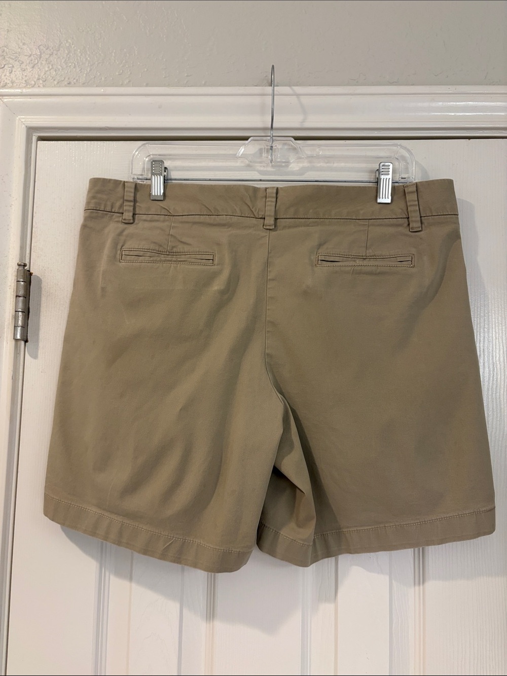 Tommy Hilfiger Tan Cotton Chino Shorts - 7” inseam - Picture 2 of 5